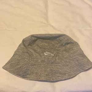 Nike Bucket Hat